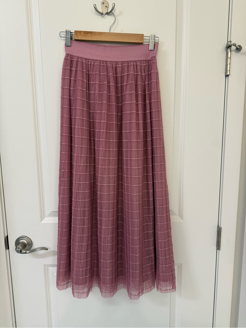 ON 34TH Dusty Rose Pleated Mesh Midi Skirt XXS Like New - Picture 3 of 9